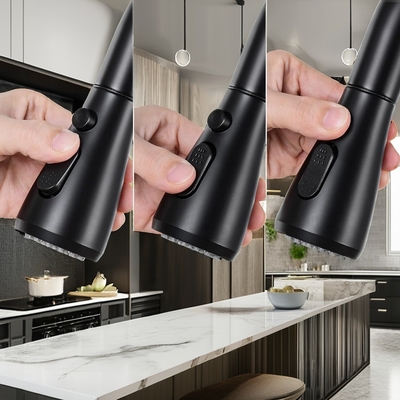 Ruban de cuisine noir mat avec pulvérisateur et design en laiton de style contemporain