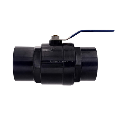 Personnalisez une vanne à bille en plastique en PVC de couleur noire de 1,5 pouce avec le service et le matériel OEM