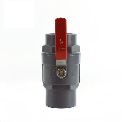Valve à bille à deux pièces en PVC à poignée ABS standard ISO/ASTM pour et pratique à Shanghai