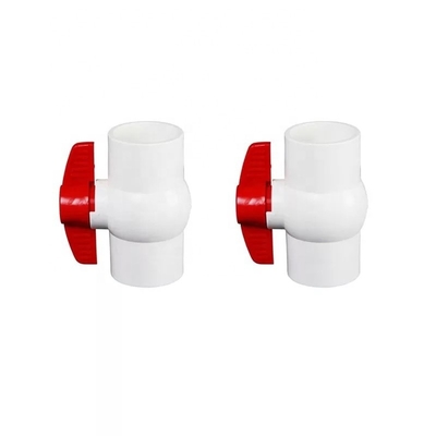 Valve à bille en PVC de longueur standard de 1,5 pouce pour l' irrigation Couleur bleue et matériau