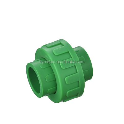 L'équipement de plomberie en laiton insert en plastique PPR raccords de tuyaux Coude pour la distribution de l'eau 20 mm-400 mm